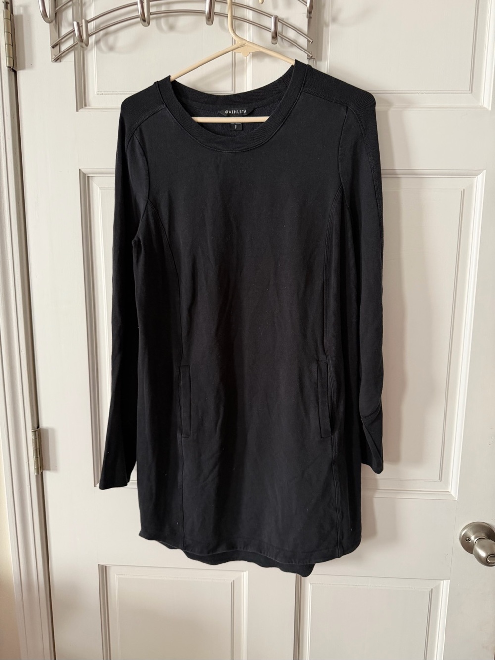 Athleta Black Long Sleeve Tunic Dress with Front Pockets